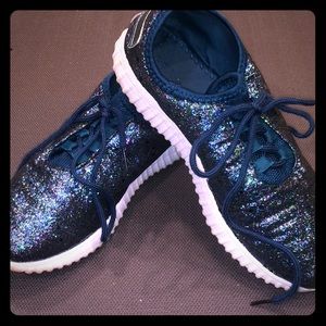 Glitter tennis shoes